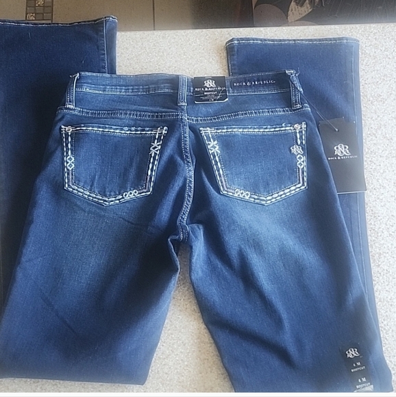 NWT Rock & Republic Kasandra Boot Cut Size 4M - Picture 4 of 13